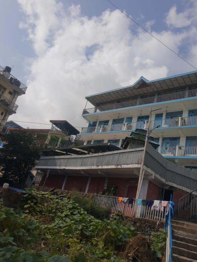 La Siesta India Mcleodganj Hostel แมคลอยด์กันจ์ ภายนอก รูปภาพ